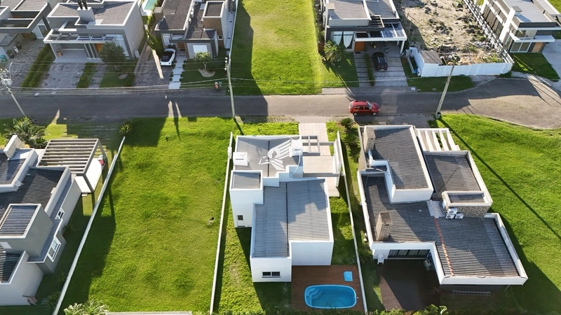 Casa à venda no Condomínio Dubai Resort: 27ª foto da galeria de imagens do imóvel