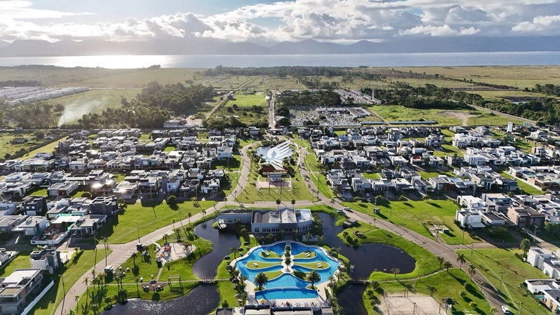 Casa à venda no Condomínio Dubai Resort: 26ª foto da galeria de imagens do imóvel