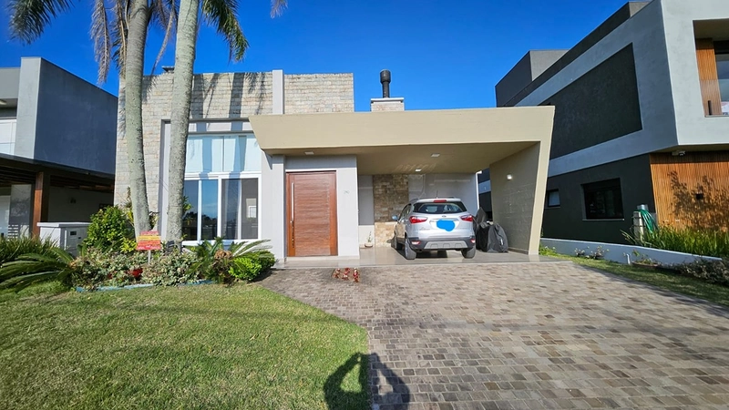 Casa à venda no condomínio Dubai Resort : 2ª foto da galeria de imagens do imóvel