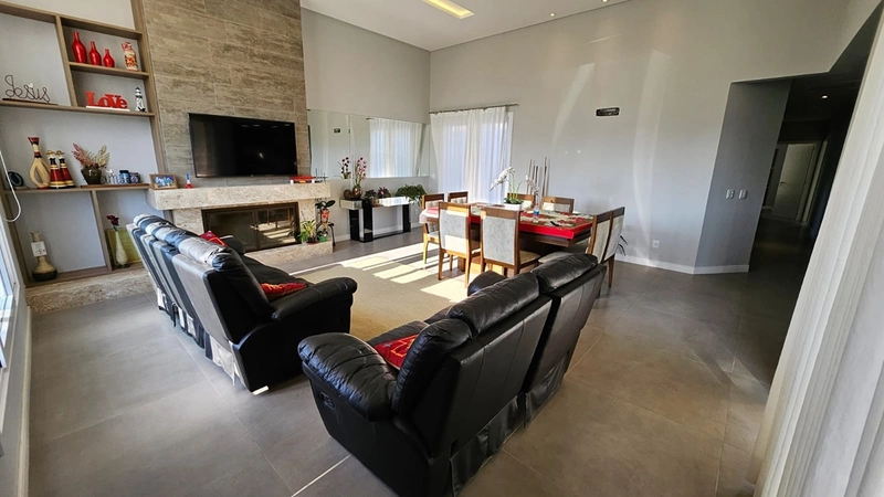 Casa à venda no condomínio Dubai Resort : 8ª foto da galeria de imagens do imóvel