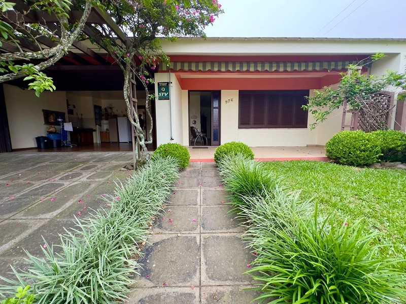 Casa à venda no Centro de Xangri-Lá: 1ª foto da galeria de imagens do imóvel