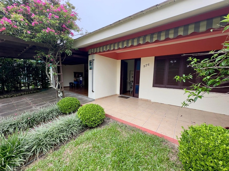 Casa à venda no Centro de Xangri-Lá: 2ª foto da galeria de imagens do imóvel