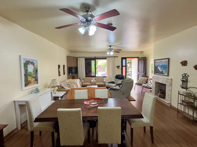 Casa à venda no Centro de Xangri-Lá: 6ª foto da galeria de imagens do imóvel