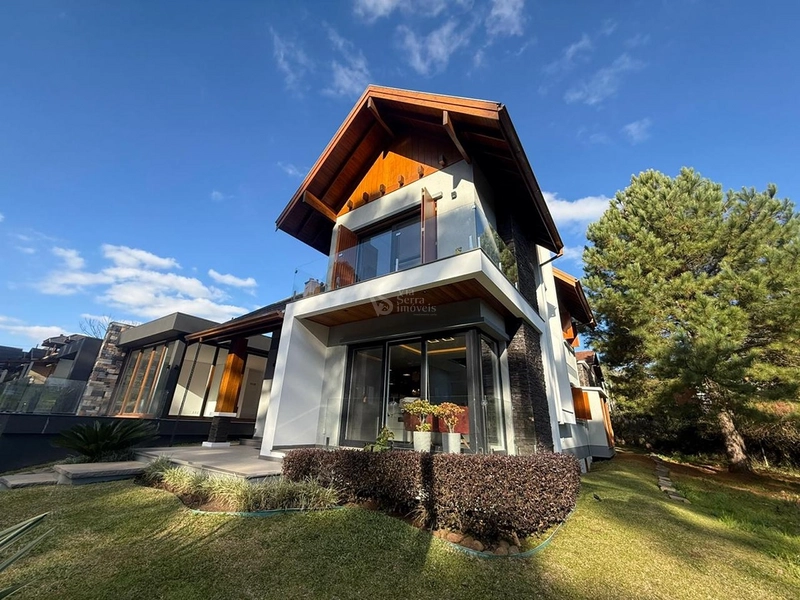 Casa de alto padrão em Gramado/RS!: 2ª foto da galeria de imagens do imóvel