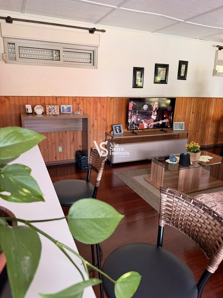 Sítio Urbano á venda : 18ª foto da galeria de imagens do imóvel