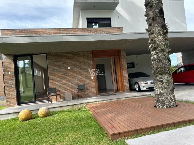 Casa Residencial à venda, no Centro de Canela/RS!: 9ª foto da galeria de imagens do imóvel
