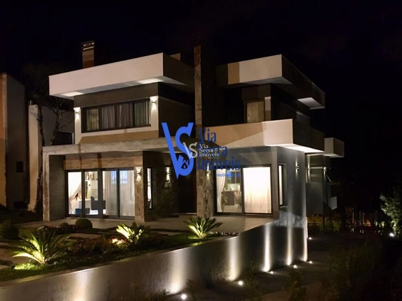 Casa Residencial à venda, no centro de Canela/RS!: 3ª foto da galeria de imagens do imóvel