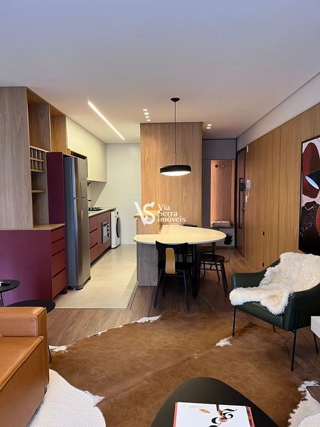 Viver no centro de Canela é diferente. É acordar com a cidade pulsando ao redor, fazer tudo a pé, sentir o charme da Serra Gaúcha todos os dias.: 6ª foto da galeria de imagens do imóvel