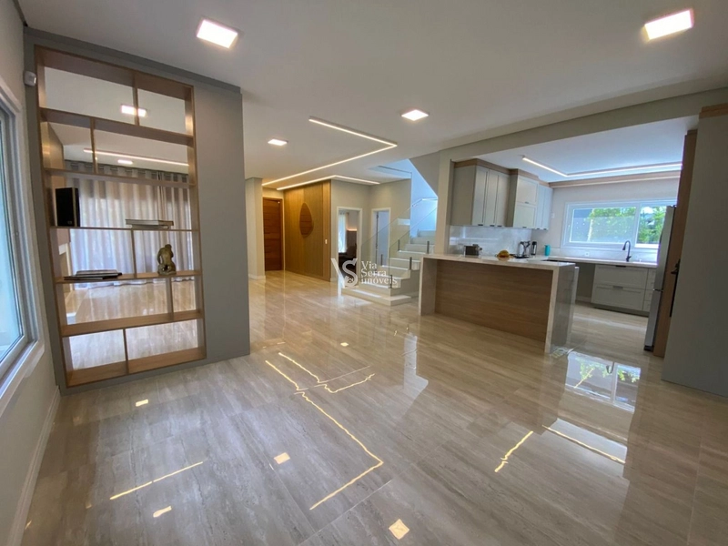 Casa Andromeda: Moderna, ampla e cheia de conforto: 8ª foto da galeria de imagens do imóvel