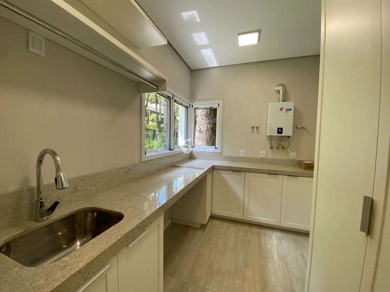 Casa Andromeda: Moderna, ampla e cheia de conforto: 13ª foto da galeria de imagens do imóvel