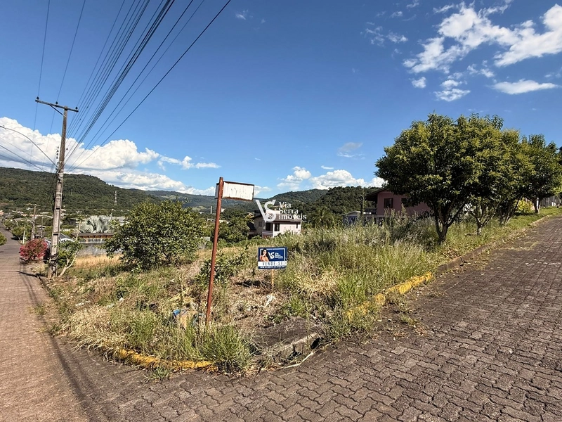 Ótima oportunidade de terreno em Três Coroas/RS!: 1ª foto da galeria de imagens do imóvel