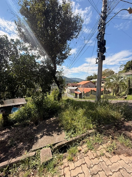 Terreno de esquina em Três Coroas!: 5ª foto da galeria de imagens do imóvel