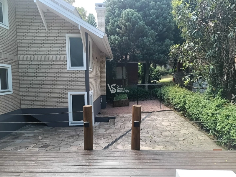 Charmosa casa em condomínio: 5ª foto da galeria de imagens do imóvel