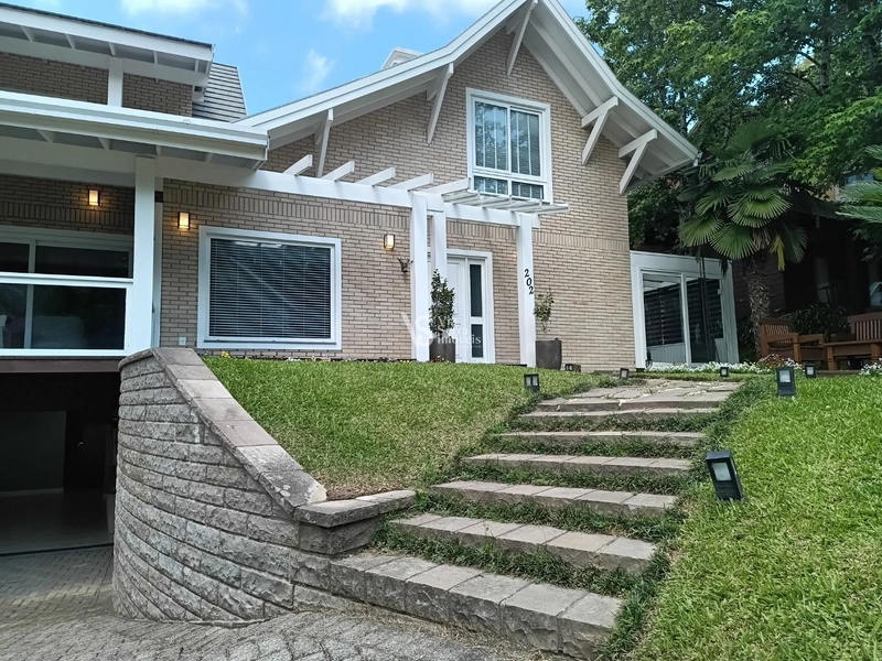 Charmosa casa em condomínio: 3ª foto da galeria de imagens do imóvel