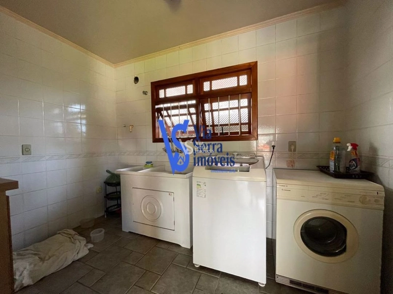 Linda casa  de esquina localizada no Bairro Bom Pastor: 16ª foto da galeria de imagens do imóvel