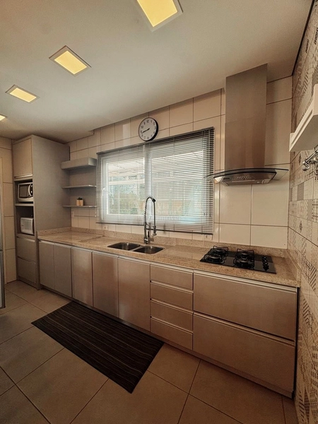 Ideal para Morar ou Investir - Sobrado Mobiliado e Decorado: 4ª foto da galeria de imagens do imóvel