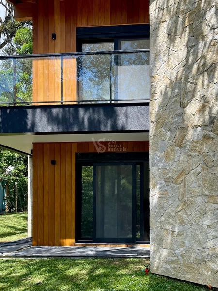 Uma Casa Onde Arquitetura e Natureza se Encontram: 15ª foto da galeria de imagens do imóvel