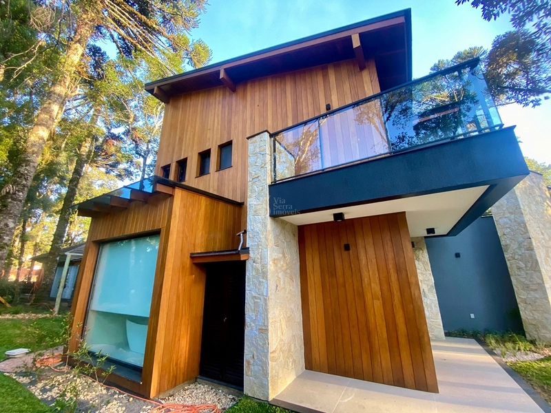 Uma Casa Onde Arquitetura e Natureza se Encontram: 7ª foto da galeria de imagens do imóvel