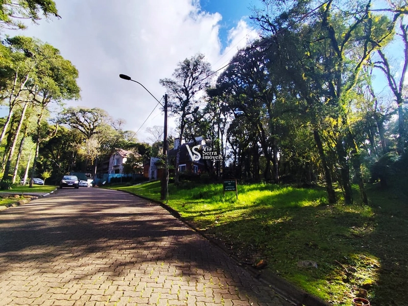 Terreno à venda no Pinheiro Grosso – Gramado/RS: 4ª foto da galeria de imagens do imóvel