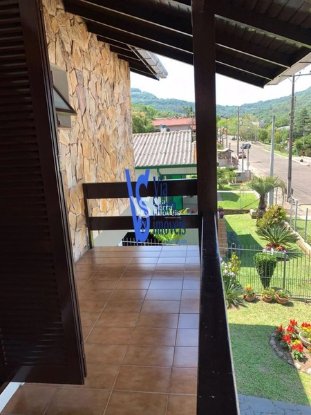 Linda residência localizada em Igrejinha, em bairro nobre no Loteamento Neubarth: 2ª foto da galeria de imagens do imóvel