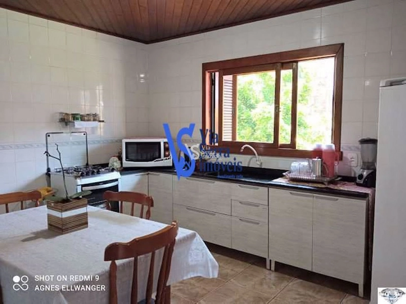 Linda residência localizada em Igrejinha, em bairro nobre no Loteamento Neubarth: 10ª foto da galeria de imagens do imóvel