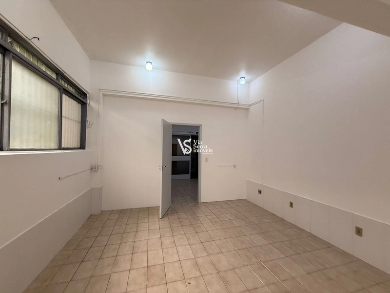 Sala comercial no Centro de Igrejinha/RS!: 3ª foto da galeria de imagens do imóvel