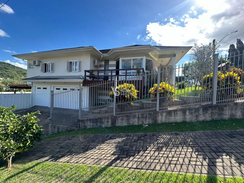 Casa à venda,  no bairro Viaduto, em Igrejinha/RS!!: 2ª foto da galeria de imagens do imóvel