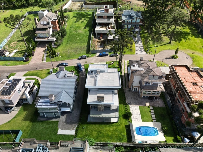 Casa Residencial à venda, no Centro de  Canela/RS!: 11ª foto da galeria de imagens do imóvel