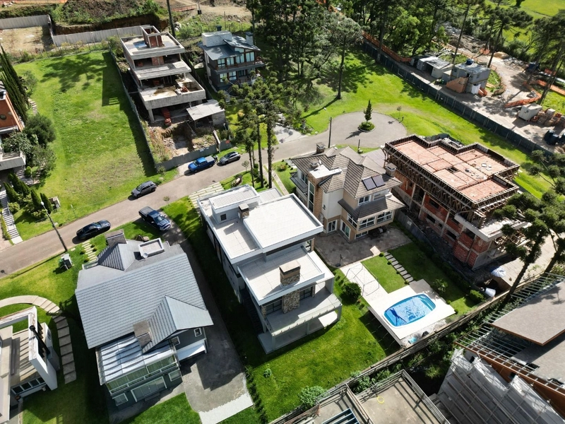 Casa Residencial à venda, no Centro de  Canela/RS!: 4ª foto da galeria de imagens do imóvel