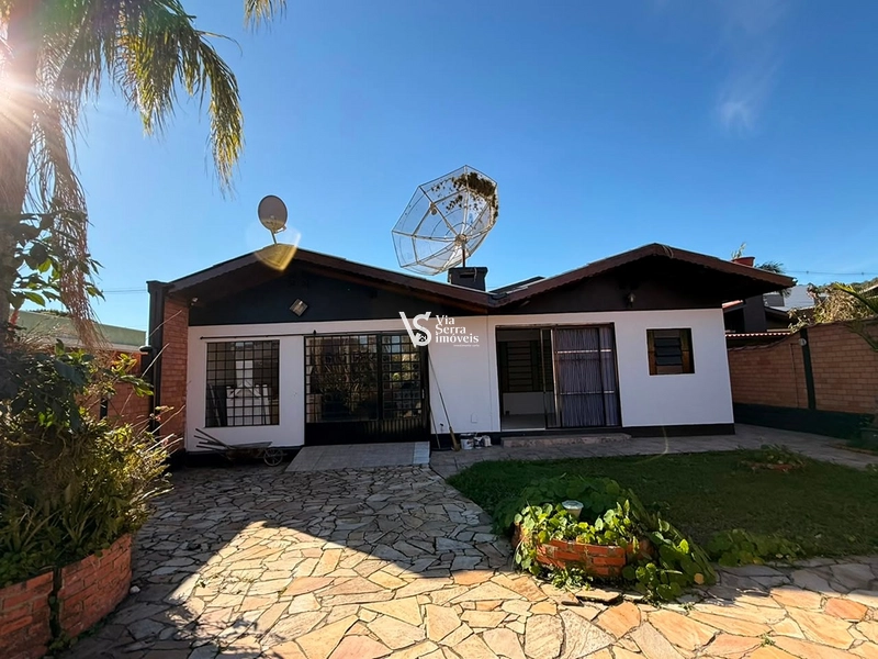 Casa: 3ª foto da galeria de imagens do imóvel