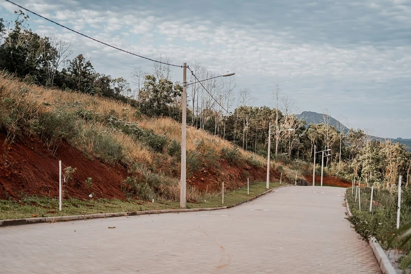 Terreno à venda, na Várzea Grande, em Gramado/RS!: 5ª foto da galeria de imagens do imóvel