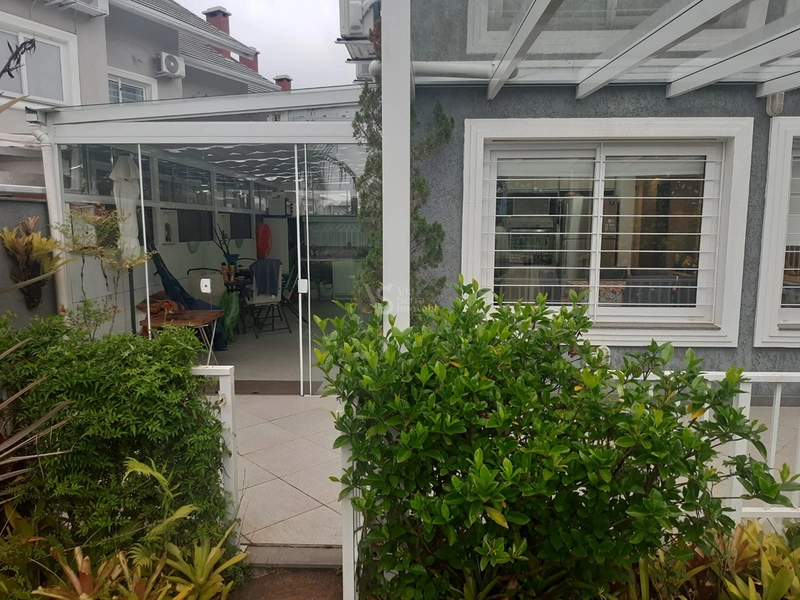 Casa Geminada próximo ao centro: 1ª foto da galeria de imagens do imóvel