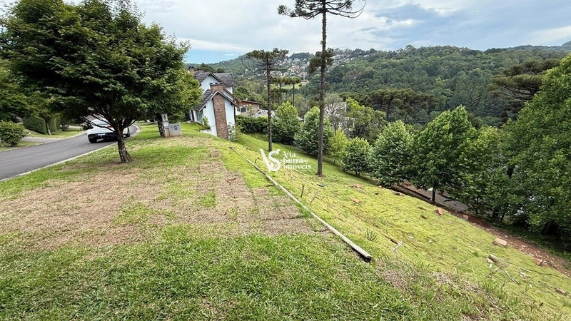 Terreno à venda no Condomínio Alphaville: 2ª foto da galeria de imagens do imóvel