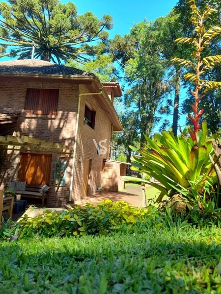 Charmosa casa à venda no Palace Hotel!: 4ª foto da galeria de imagens do imóvel