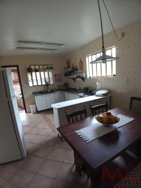 Casa a venda em Canela.: 2ª foto da galeria de imagens do imóvel