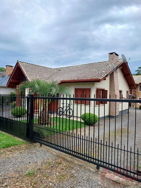 casa a venda em Canela: 3ª foto da galeria de imagens do imóvel