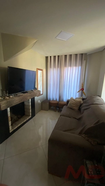 Casa a venda em Canela. rs casa dividida em 4 apartamentos otima para renda aluguel: 26ª foto da galeria de imagens do imóvel