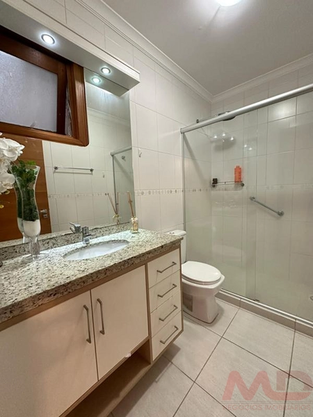 Apartamento a venda mobiliado em Gramado.: 3ª foto da galeria de imagens do imóvel