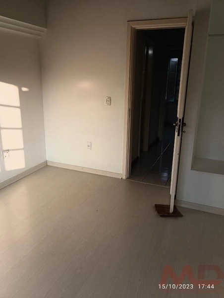 Casa Geminada a venda em Canela.: 8ª foto da galeria de imagens do imóvel
