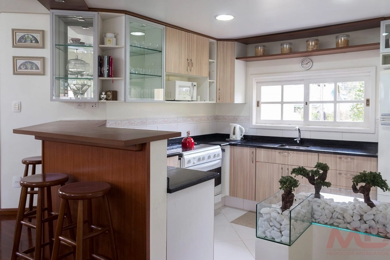 CASA EM CANELA : 27ª foto da galeria de imagens do imóvel