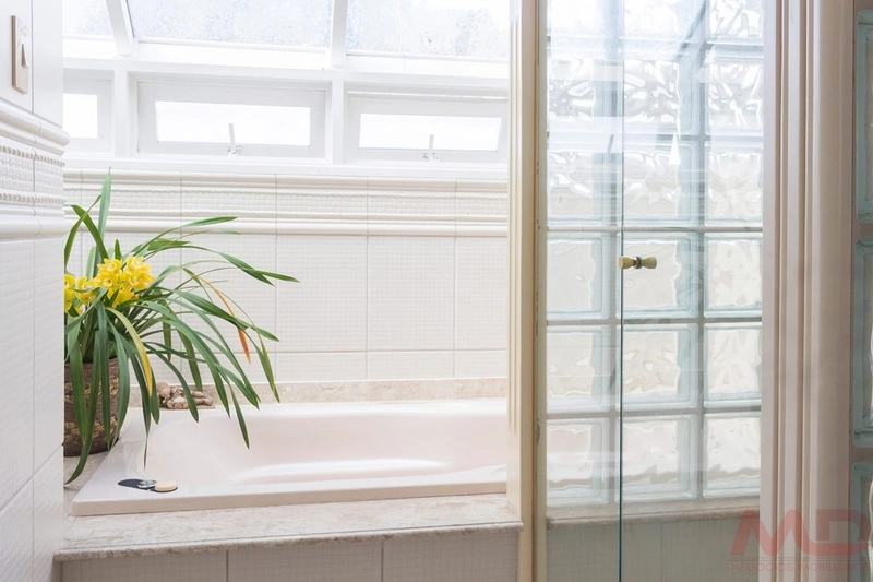 CASA EM CANELA : 35ª foto da galeria de imagens do imóvel