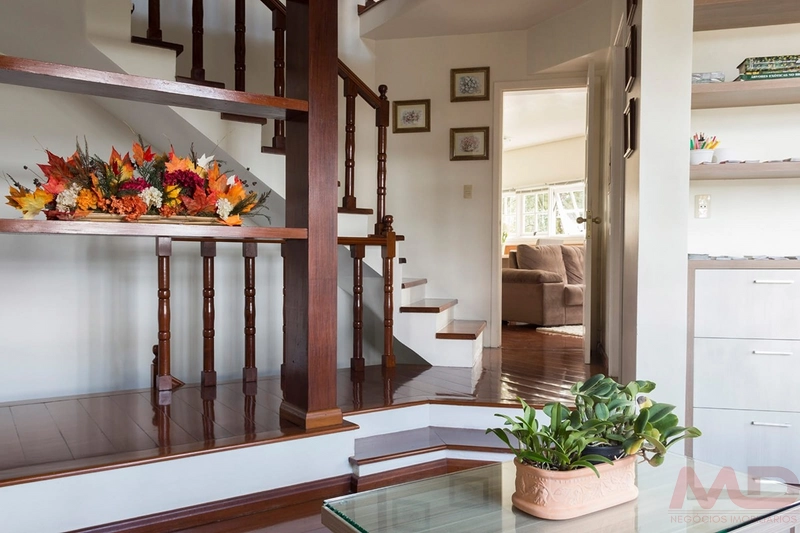 CASA EM CANELA : 38ª foto da galeria de imagens do imóvel