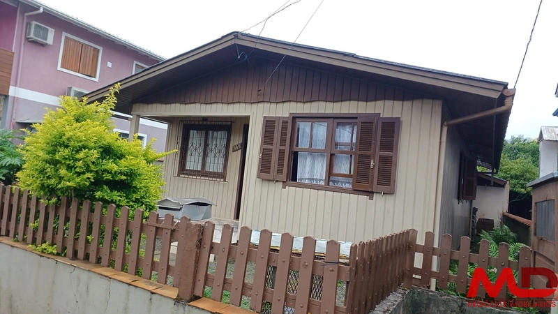 Casa a venda em Canela.: 1ª foto da galeria de imagens do imóvel