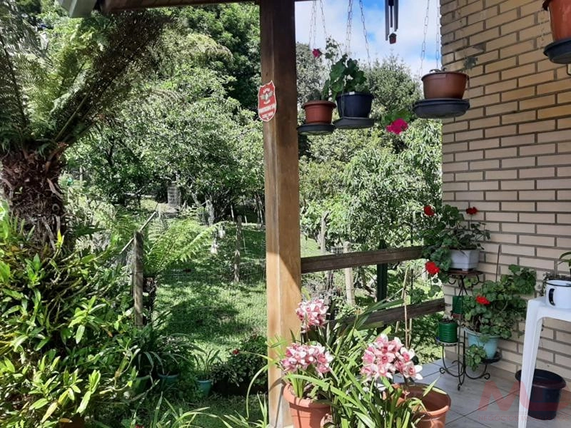 Casa a venda em Canela.: 2ª foto da galeria de imagens do imóvel