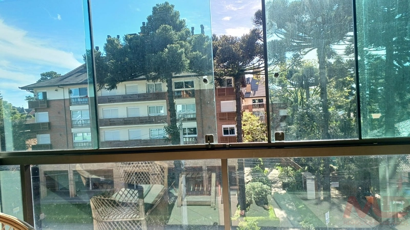 APARTAMENTO 2 QUATOS NO CENTRO DE CANELA RS: 30ª foto da galeria de imagens do imóvel