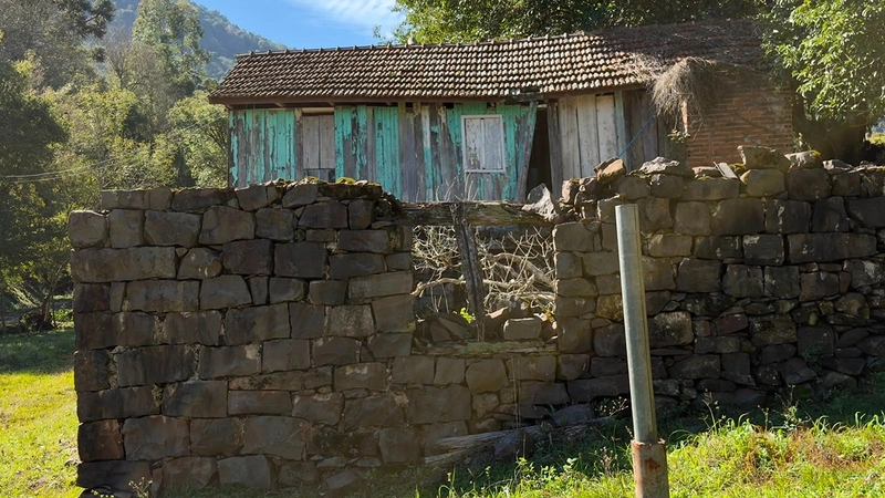 SITIO Á VENDA EM GRAMADO/RS -27 HECTARES POTENCIAL TURISTICO VISTA PARA O RIO CAÍ: 15ª foto da galeria de imagens do imóvel