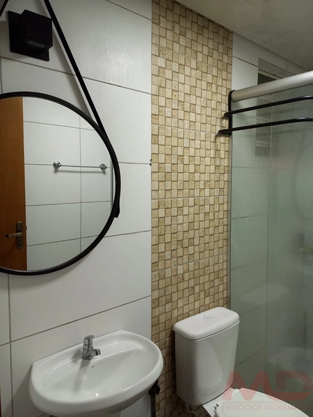 APARTAMENTO UM DORMITÓRIO MOBILIADO DIRETO COM PROPRIETARIO EM CANELA RS: 3ª foto da galeria de imagens do imóvel