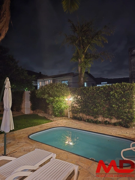 VENDO CASA EM BALNEÁRIO CAMBORIÚ, ACEITO PARTE EM IMOVEIS EM CANELA OU GRAMADO ATE 60%: 22ª foto da galeria de imagens do imóvel