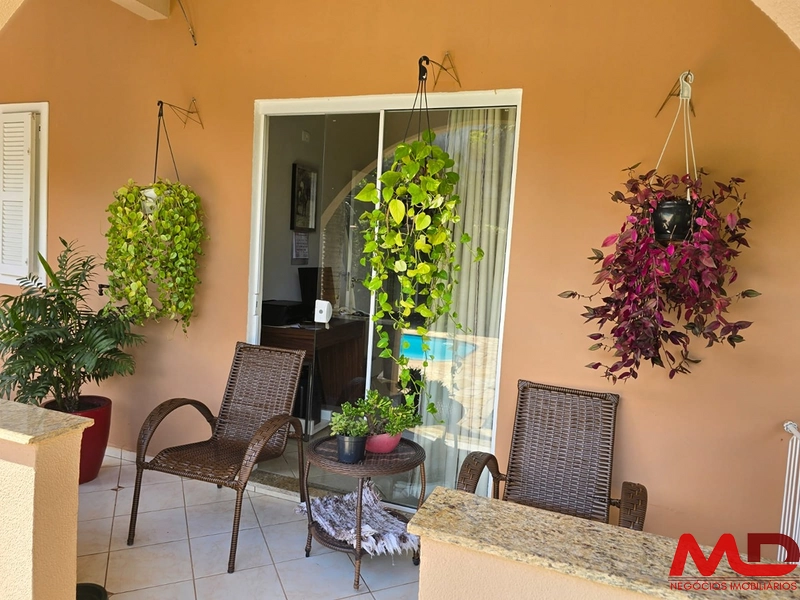 VENDO CASA EM BALNEÁRIO CAMBORIÚ, ACEITO PARTE EM IMOVEIS EM CANELA OU GRAMADO ATE 60%: 5ª foto da galeria de imagens do imóvel