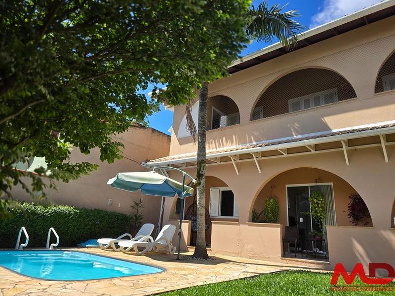 VENDO CASA EM BALNEÁRIO CAMBORIÚ, ACEITO PARTE EM IMOVEIS EM CANELA OU GRAMADO ATE 60%: 7ª foto da galeria de imagens do imóvel